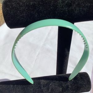 Old Retro Plastic Headbands not broken just aged